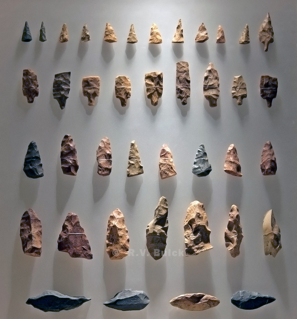 Pre-Ceramic Epoch (8000 BC - 2000 BC)